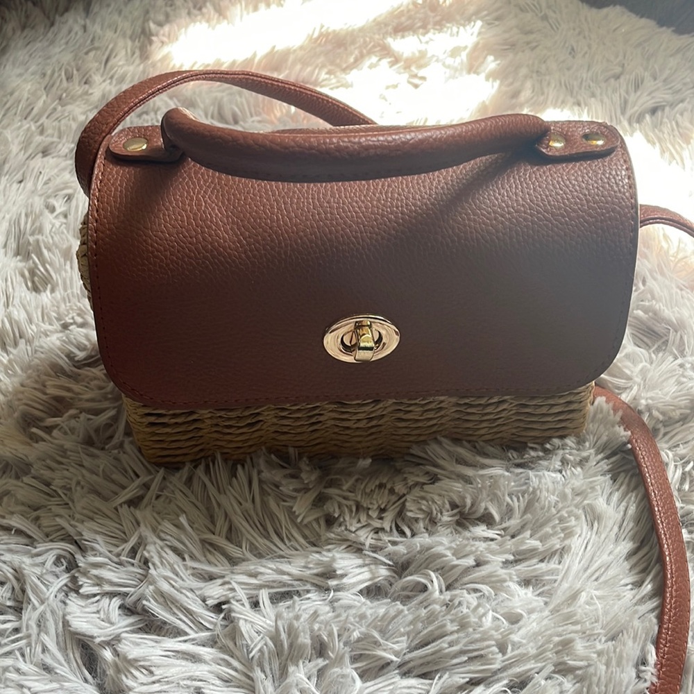 Basket purse